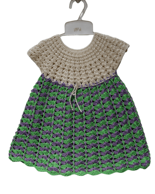 Vestido hilaza crochet para bebe verde